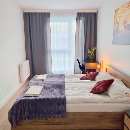 Apartment With 2 Bedrooms & Parking Wroclaw By Noclegi Renters Zewnętrze zdjęcie