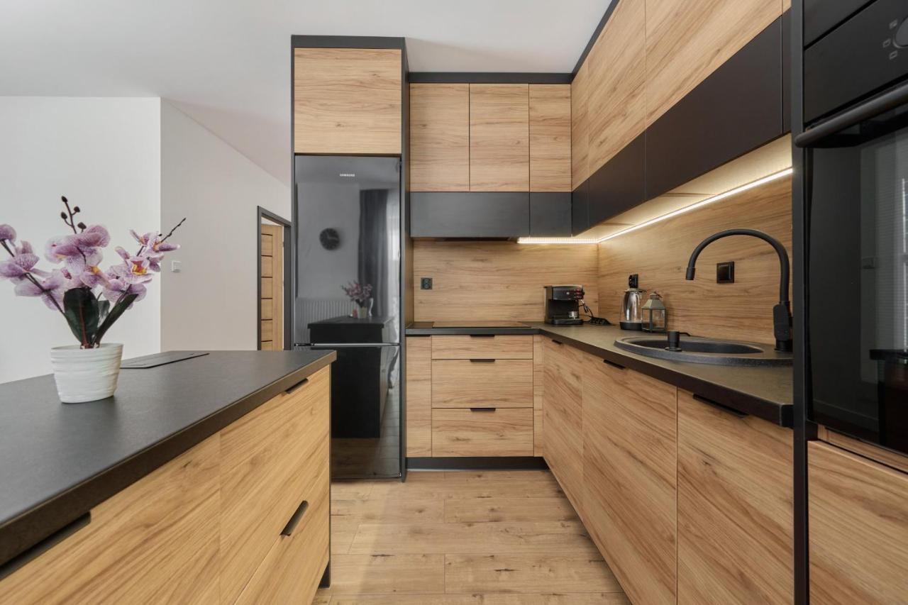 Apartment With 2 Bedrooms & Parking Wroclaw By Noclegi Renters Zewnętrze zdjęcie