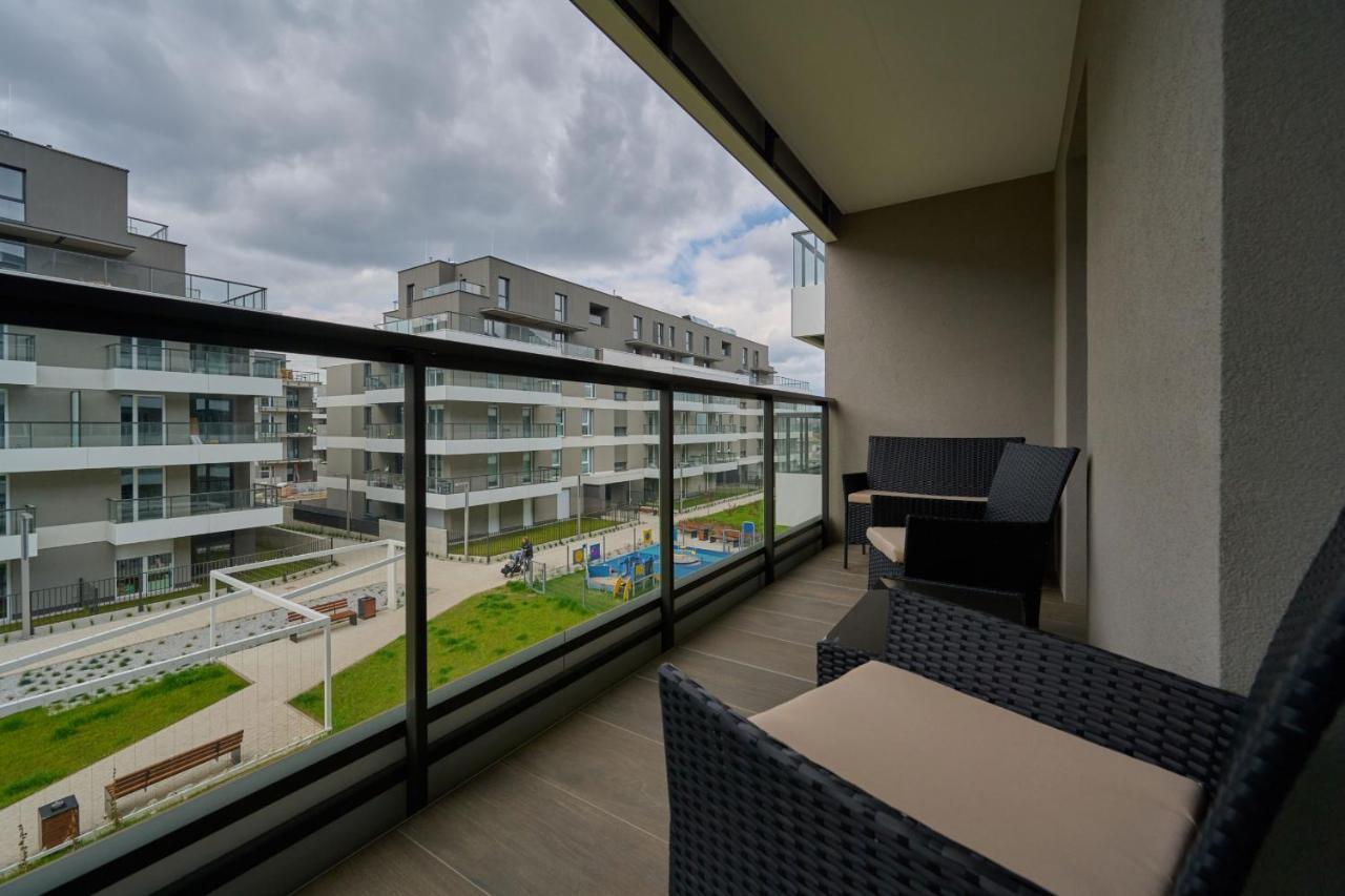 Apartment With 2 Bedrooms & Parking Wroclaw By Noclegi Renters Zewnętrze zdjęcie