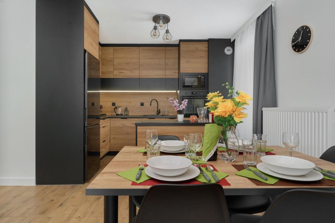 Apartment With 2 Bedrooms & Parking Wroclaw By Noclegi Renters Zewnętrze zdjęcie