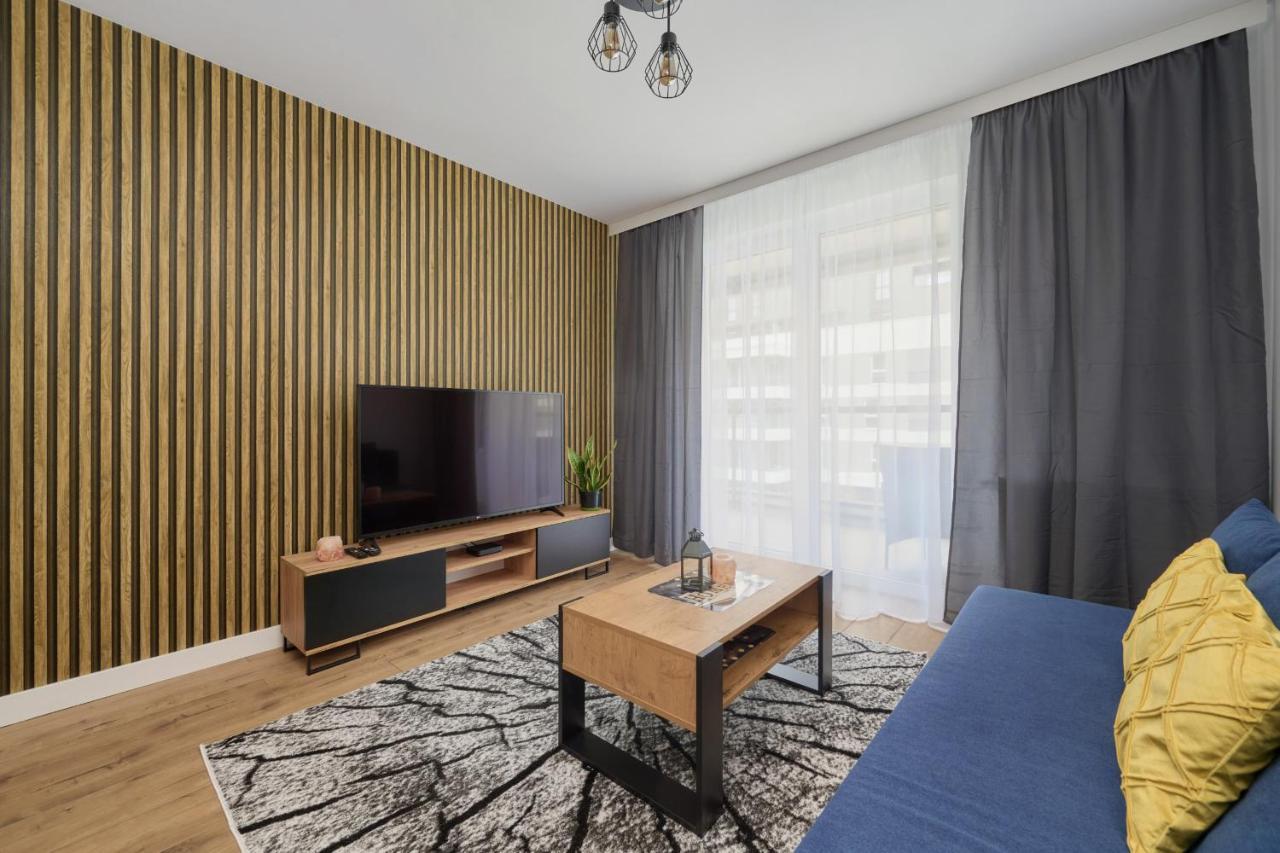 Apartment With 2 Bedrooms & Parking Wroclaw By Noclegi Renters Zewnętrze zdjęcie
